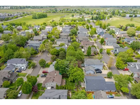 5470 Jeffrey Way Eugene OR 97402