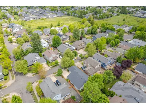 5470 Jeffrey Way Eugene OR 97402
