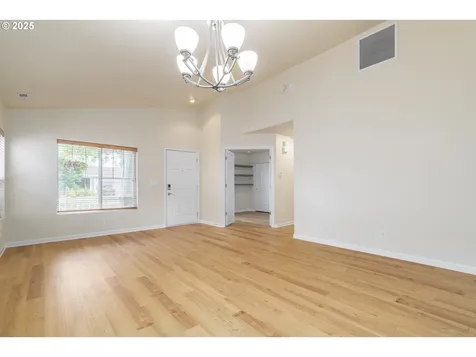 5470 Jeffrey Way Eugene OR 97402