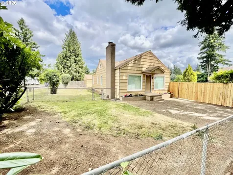 5901 SE Flavel Drive Portland OR 97206