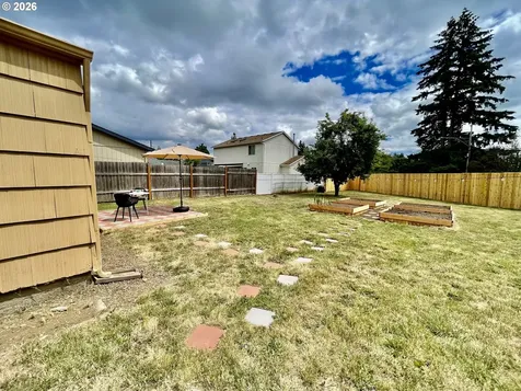 5901 SE Flavel Drive Portland OR 97206