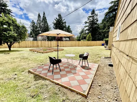 5901 SE Flavel Drive Portland OR 97206
