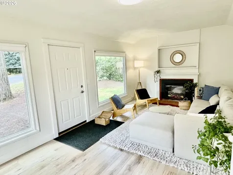 5901 SE Flavel Drive Portland OR 97206