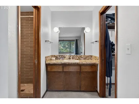 3138 NE 158th Avenue Portland OR 97230