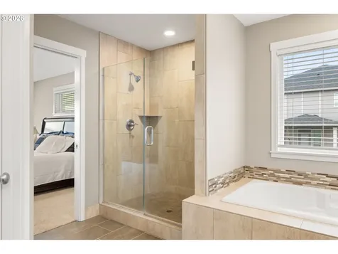 13215 NE 56th Avenue Vancouver WA 98686