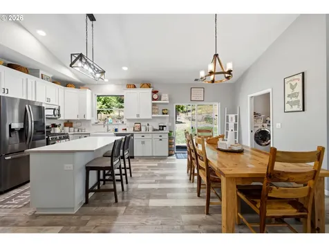 37886 S Wilhoit Road Molalla OR 97038