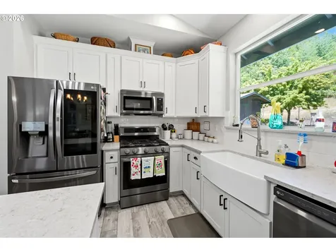 37886 S Wilhoit Road Molalla OR 97038
