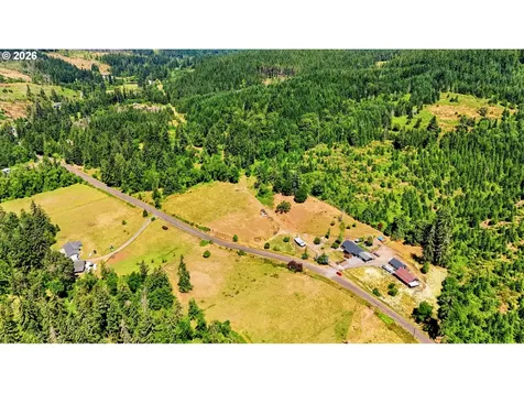 37886 S Wilhoit Road Molalla OR 97038
