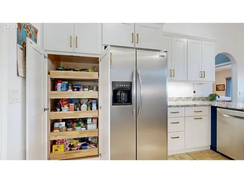 16881 Marina Heights Road Brookings OR 97415