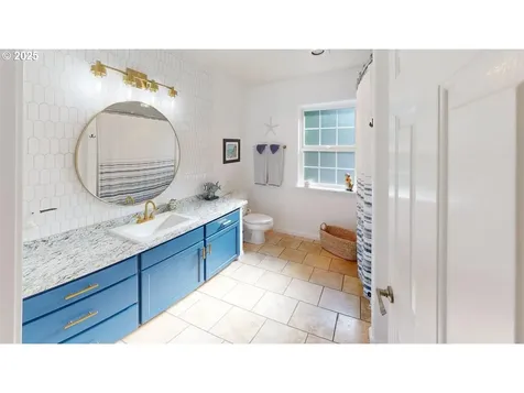 16881 Marina Heights Road Brookings OR 97415