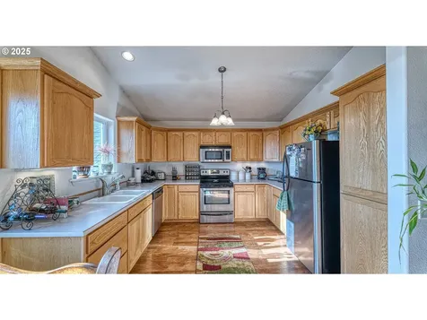 16881 Marina Heights Road Brookings OR 97415