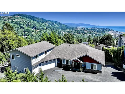 16881 Marina Heights Road Brookings OR 97415