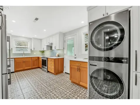 1555 Escalante Street Eugene OR 97404