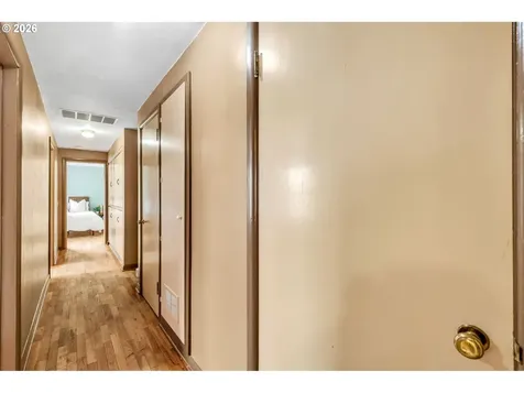 1555 Escalante Street Eugene OR 97404