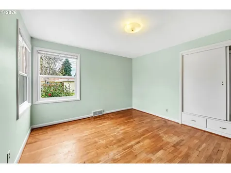 1555 Escalante Street Eugene OR 97404