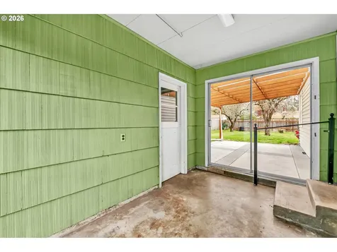 1555 Escalante Street Eugene OR 97404