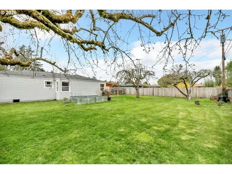 1555 Escalante Street Eugene OR 97404