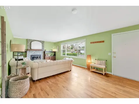 1555 Escalante Street Eugene OR 97404