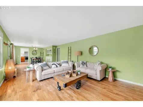 1555 Escalante Street Eugene OR 97404
