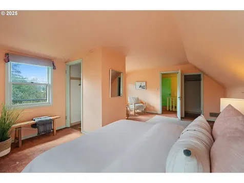 4131 N Overlook Terrace Portland OR 97217