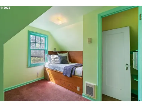 4131 N Overlook Terrace Portland OR 97217