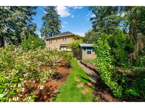 4131 N Overlook Terrace Portland OR 97217