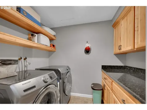 440 63rd Street Springfield OR 97478
