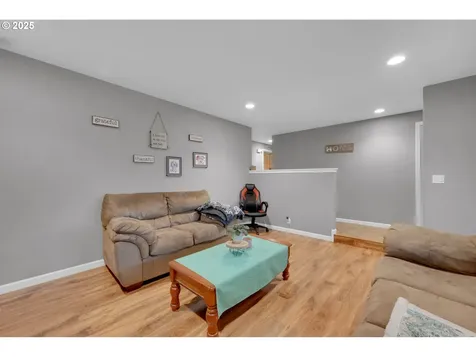 440 63rd Street Springfield OR 97478