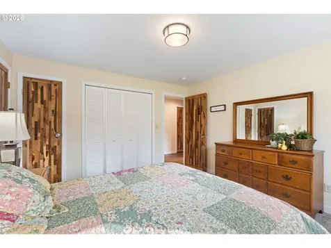 2164 SE Douglas Avenue Roseburg OR 97470