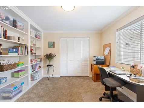 2164 SE Douglas Avenue Roseburg OR 97470