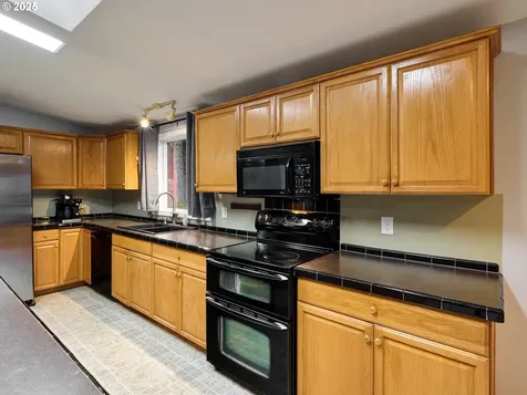 20788 Hazelnut Ridge Road NE Scotts Mills OR 97375