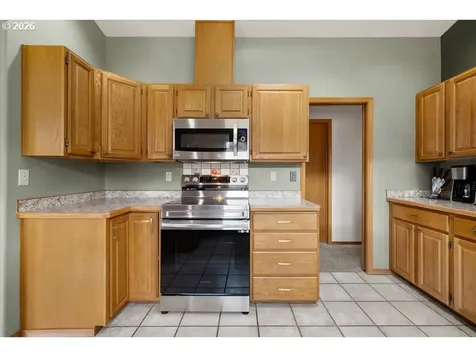 7208 NE Ochoco Highway Prineville OR 97754