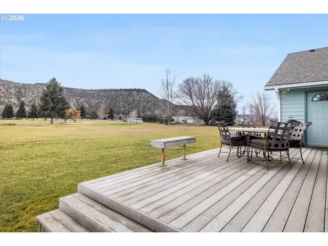 7208 NE Ochoco Highway Prineville OR 97754
