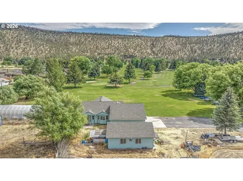 7208 NE Ochoco Highway Prineville OR 97754