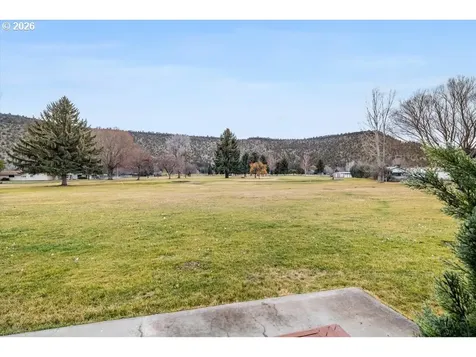 7208 NE Ochoco Highway Prineville OR 97754