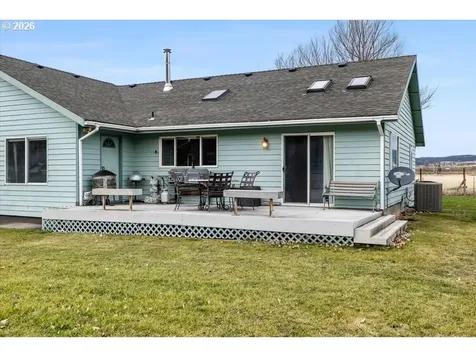 7208 NE Ochoco Highway Prineville OR 97754