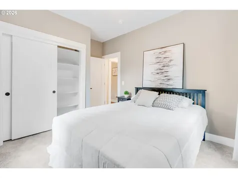 446 NE Cook Street Portland OR 97212