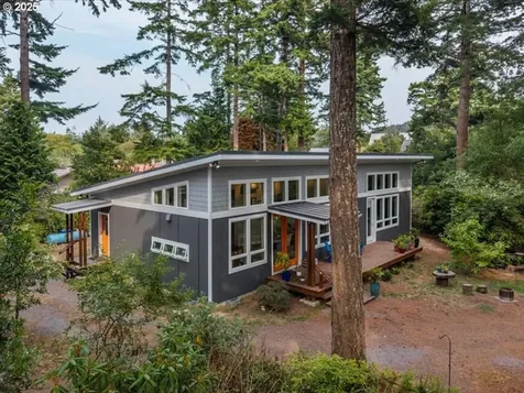 1090 12th Street Port Orford OR 97465