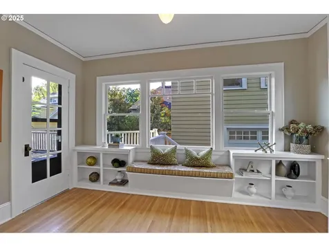 2704 NE Hamblet Street Portland OR 97212