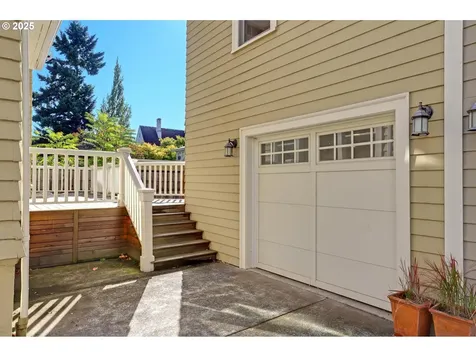 2704 NE Hamblet Street Portland OR 97212