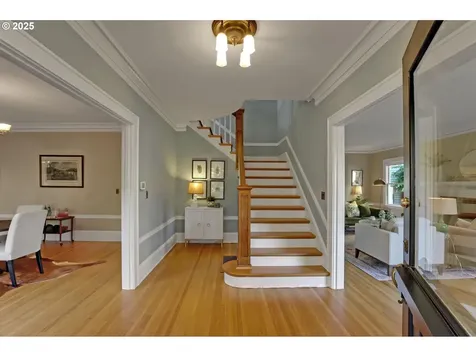 2704 NE Hamblet Street Portland OR 97212