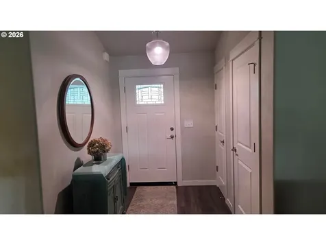 784 Pebble Crk Street Sutherlin OR 97479