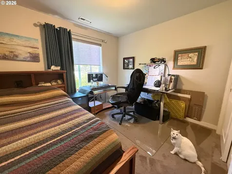 784 Pebble Crk Street Sutherlin OR 97479