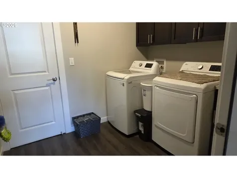 784 Pebble Crk Street Sutherlin OR 97479