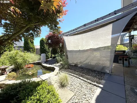 784 Pebble Crk Street Sutherlin OR 97479