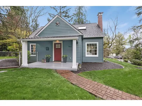 7862 SW 27th Avenue Portland OR 97219