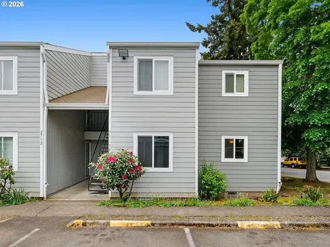 2712 SE 138th Avenue Portland OR 97236