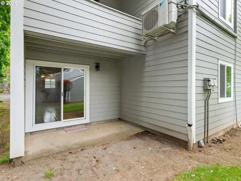 2712 SE 138th Avenue Portland OR 97236