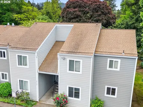 2712 SE 138th Avenue Portland OR 97236