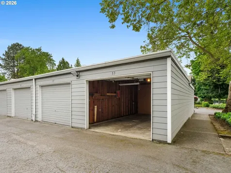 2712 SE 138th Avenue Portland OR 97236